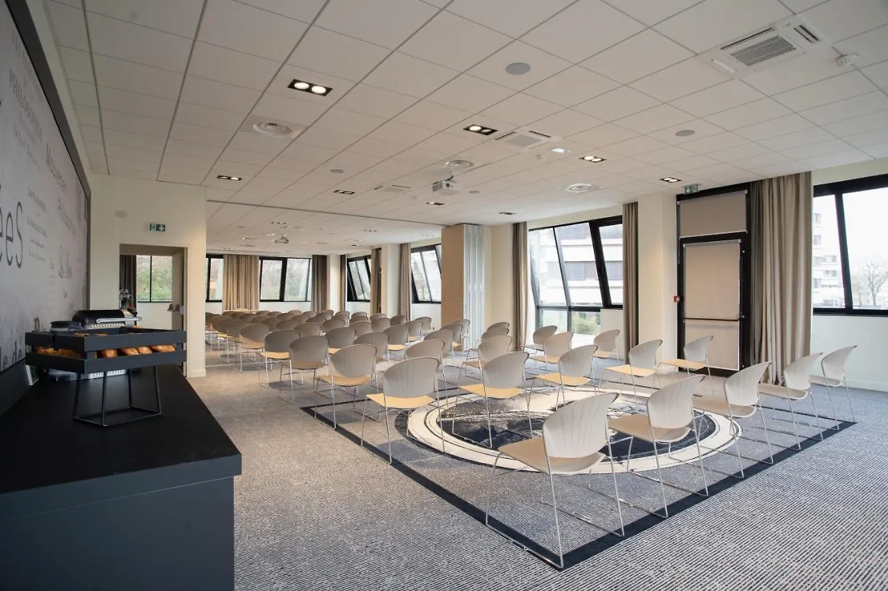 Appart'City Collection Geneve Aeroport - Ferney Voltaire Aparthotel Ferney-Voltaire