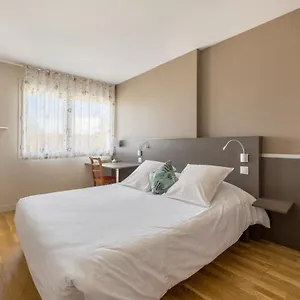Hotel Newport, Villefranche-sur-Saône